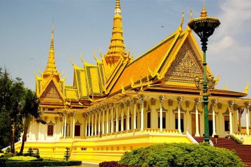 Cẩm nang du lịch Campuchia – Chiêm ngưỡng cung điện hoàng gia lộng lẫy.